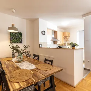  Apartament Gozsdu White Raven 305 Węgry