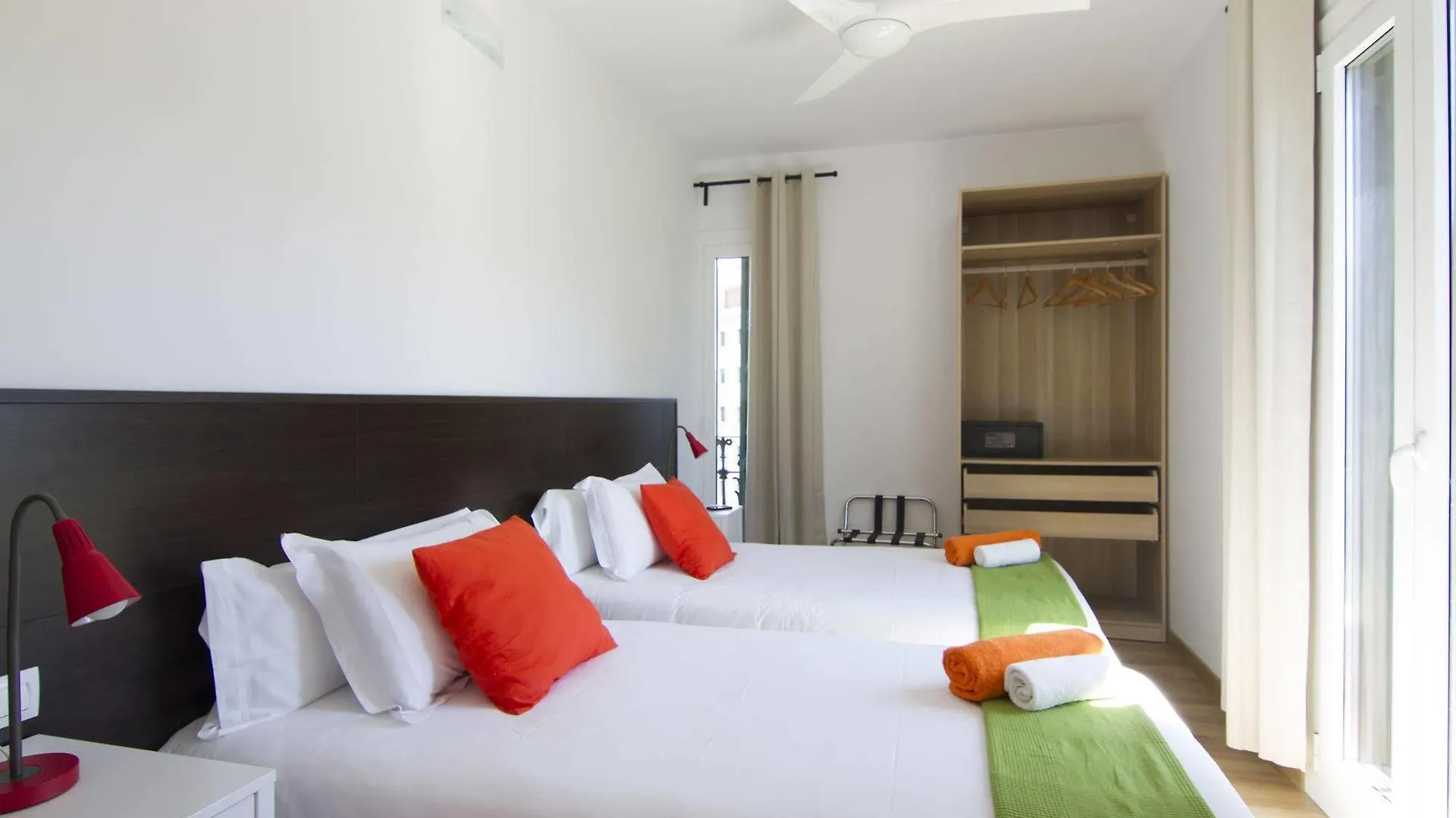 Stay Together Barcelona Apartments