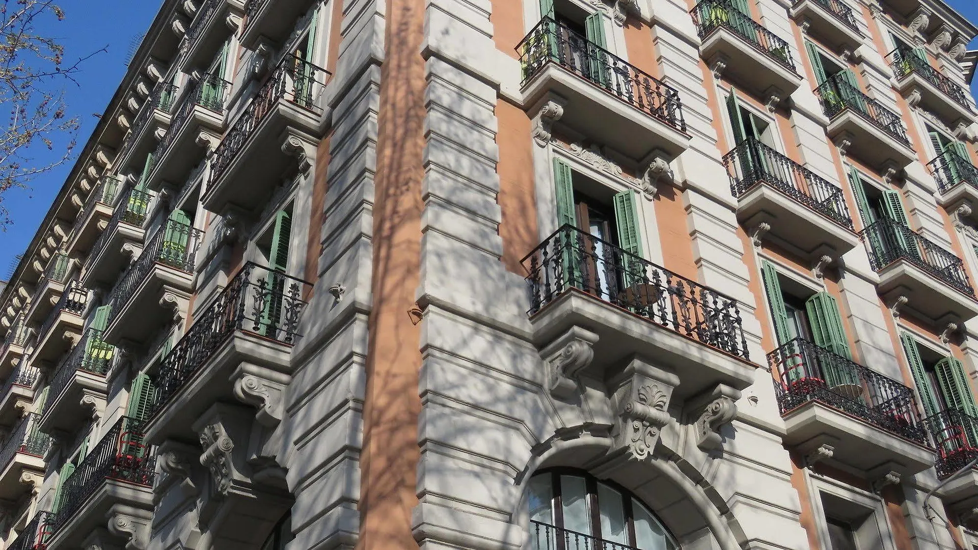 Stay Together Barcelona Apartments