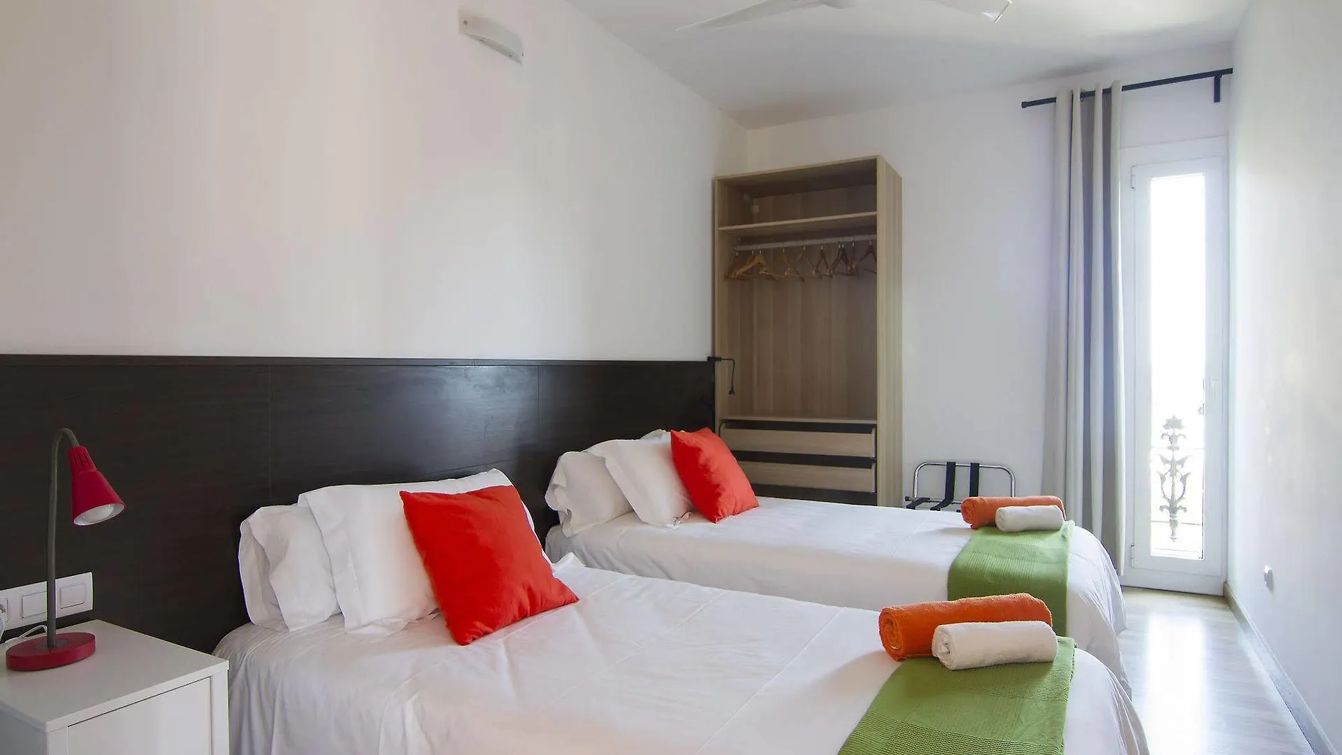 Stay Together Barcelona Apartments